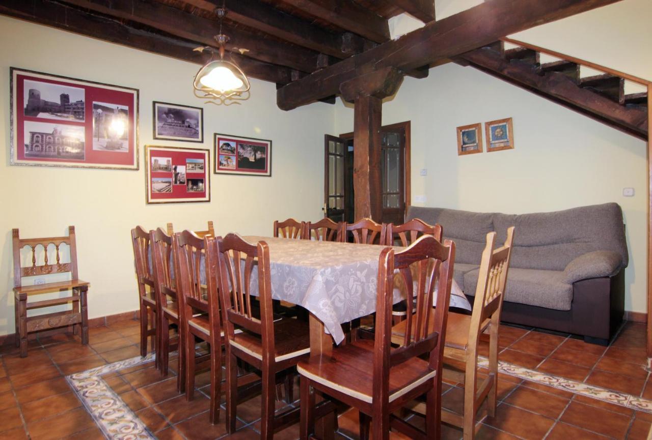 Hotel Rural Los Abuelos Montemayor de Pililla Exteriör bild