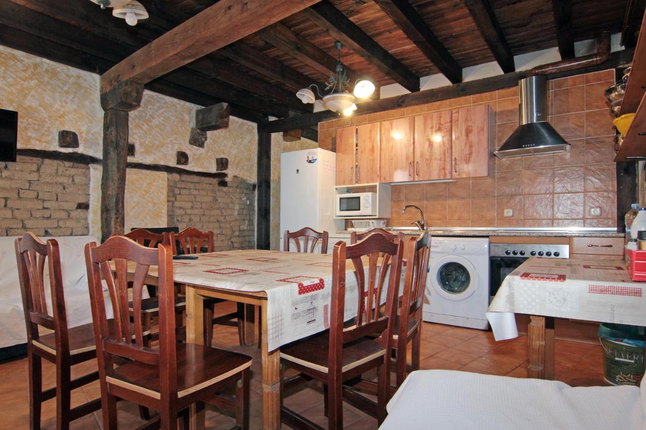 Hotel Rural Los Abuelos Montemayor de Pililla Exteriör bild